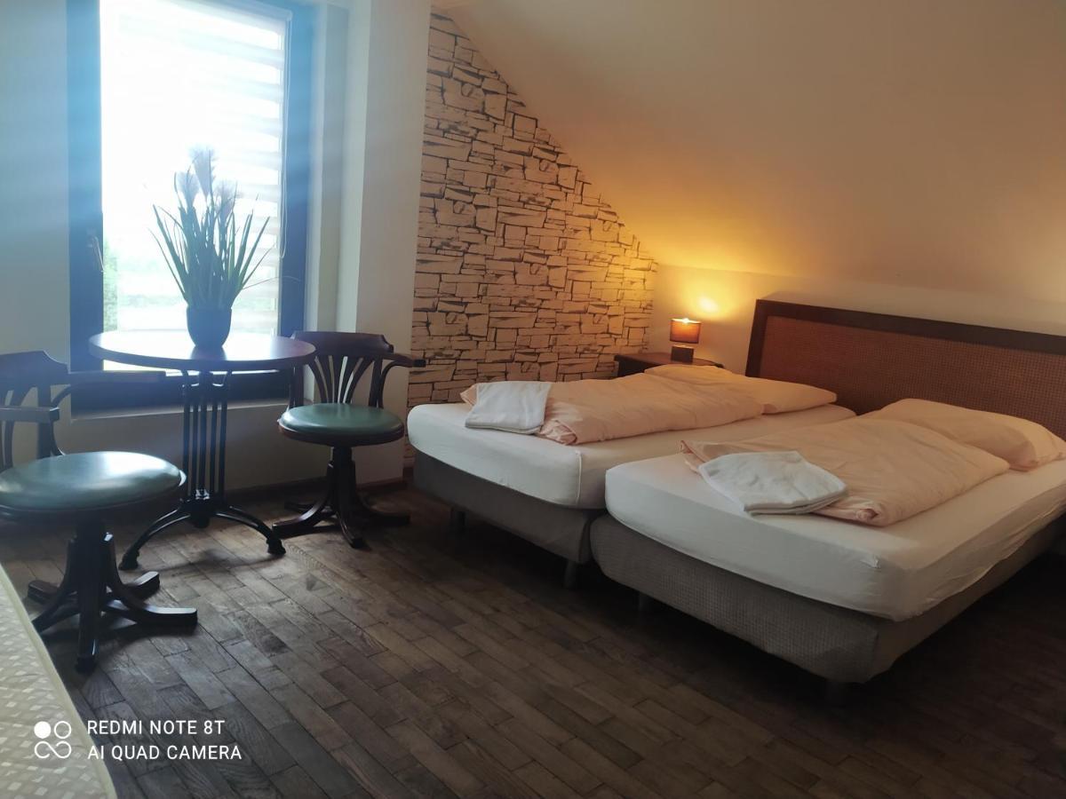 Bialy Potok Bed & Breakfast Zieleniec  Ngoại thất bức ảnh
